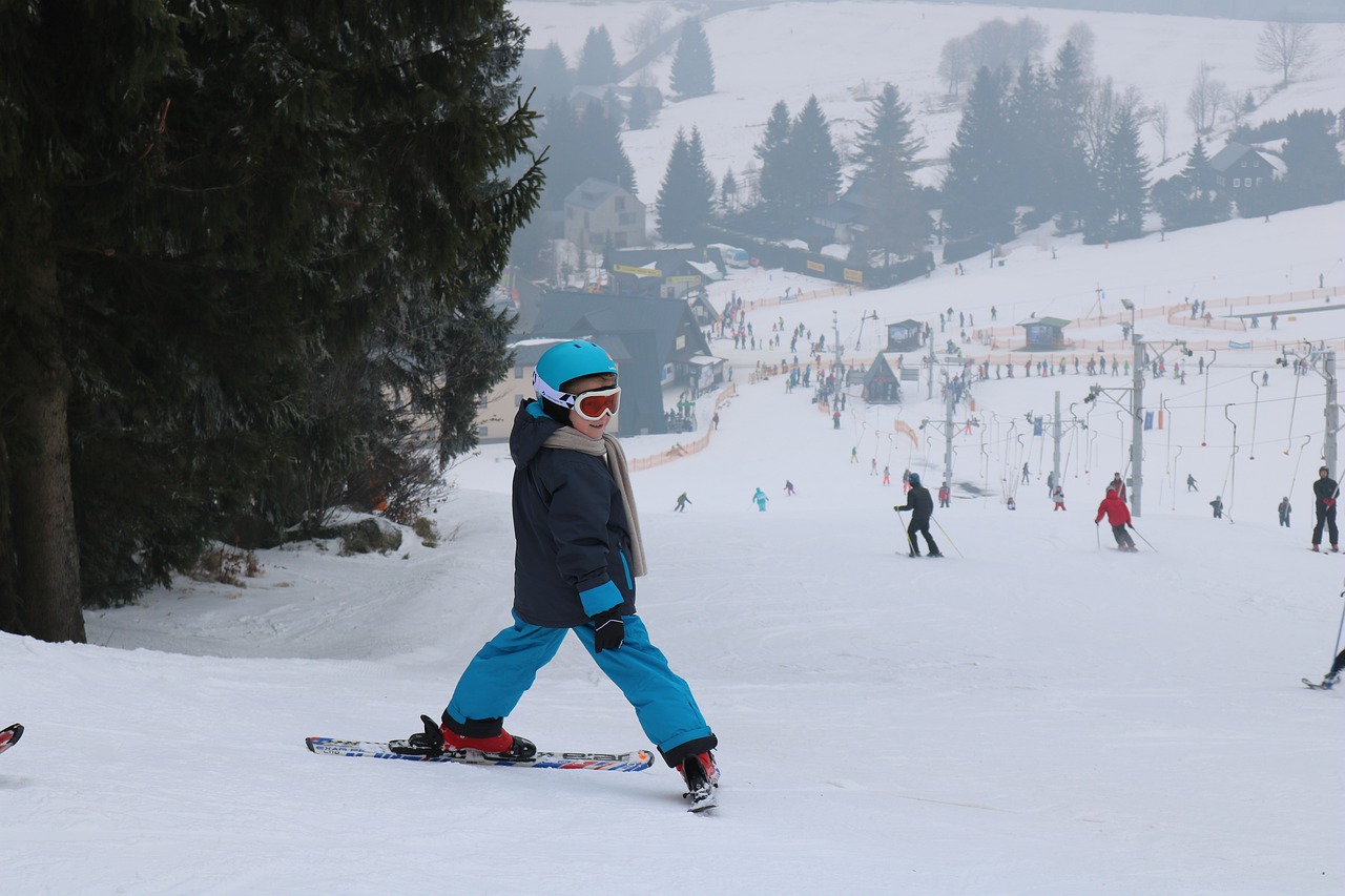 Jakie kroki należy podjąć, aby nauczyć dziecko jazdy na nartach?