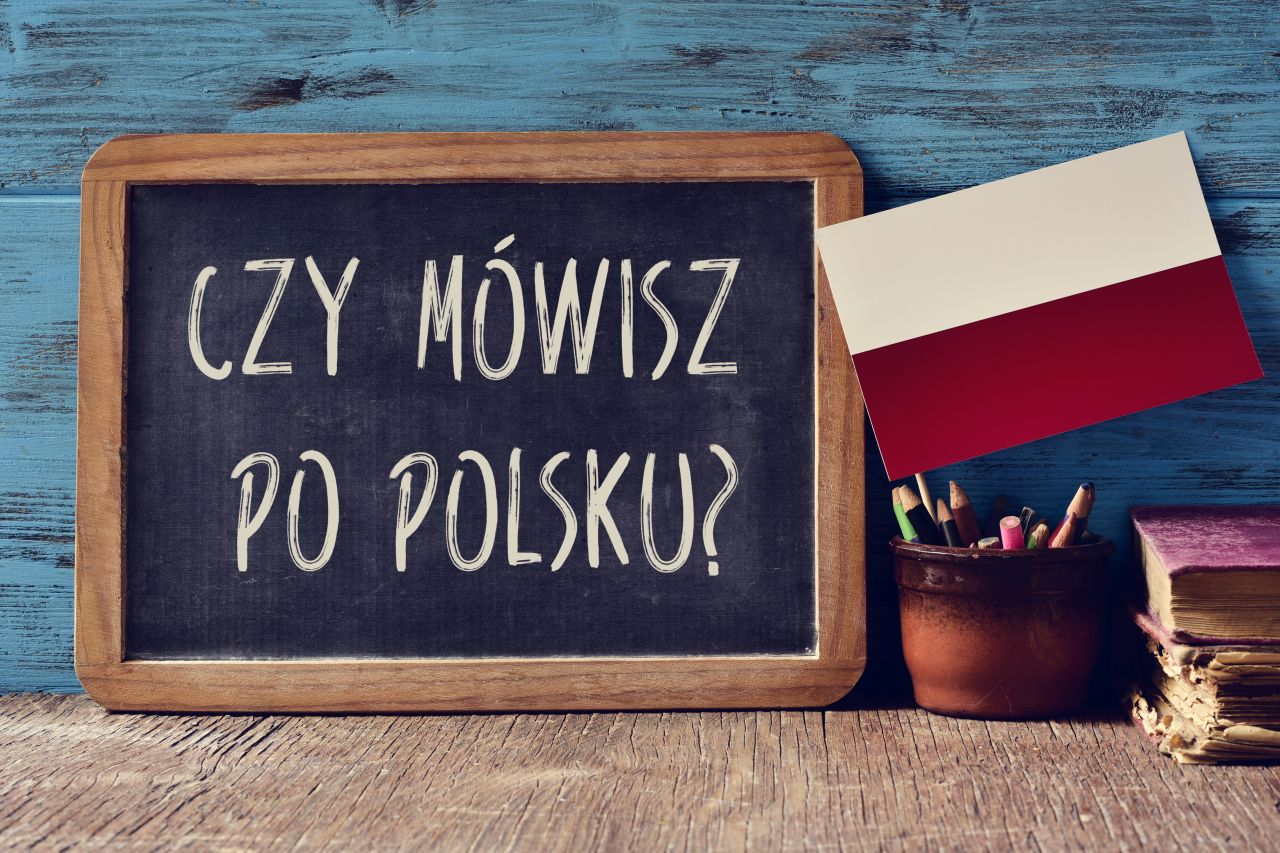 Jak obcokrajowcy mogą się nauczyć mówić płynnie po polsku?