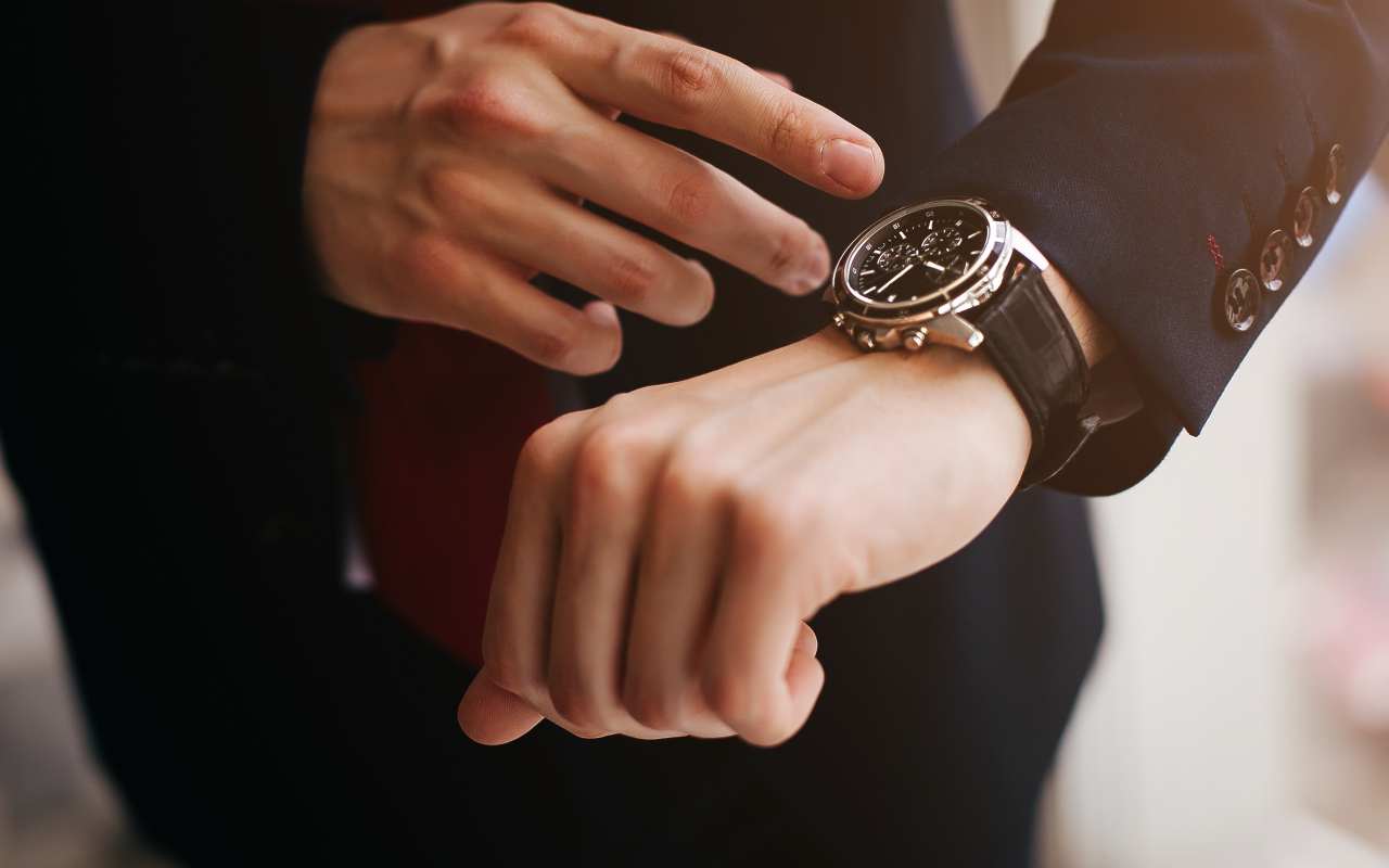 O czym świadczy elegancki zegarek na ręce?